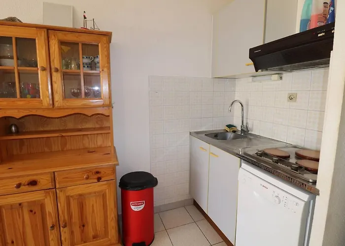 Appartement T2 Climatisé, Grande Terrasse, Piscine, Proche Plage, Idéal Famille - Fr-1-307-232
